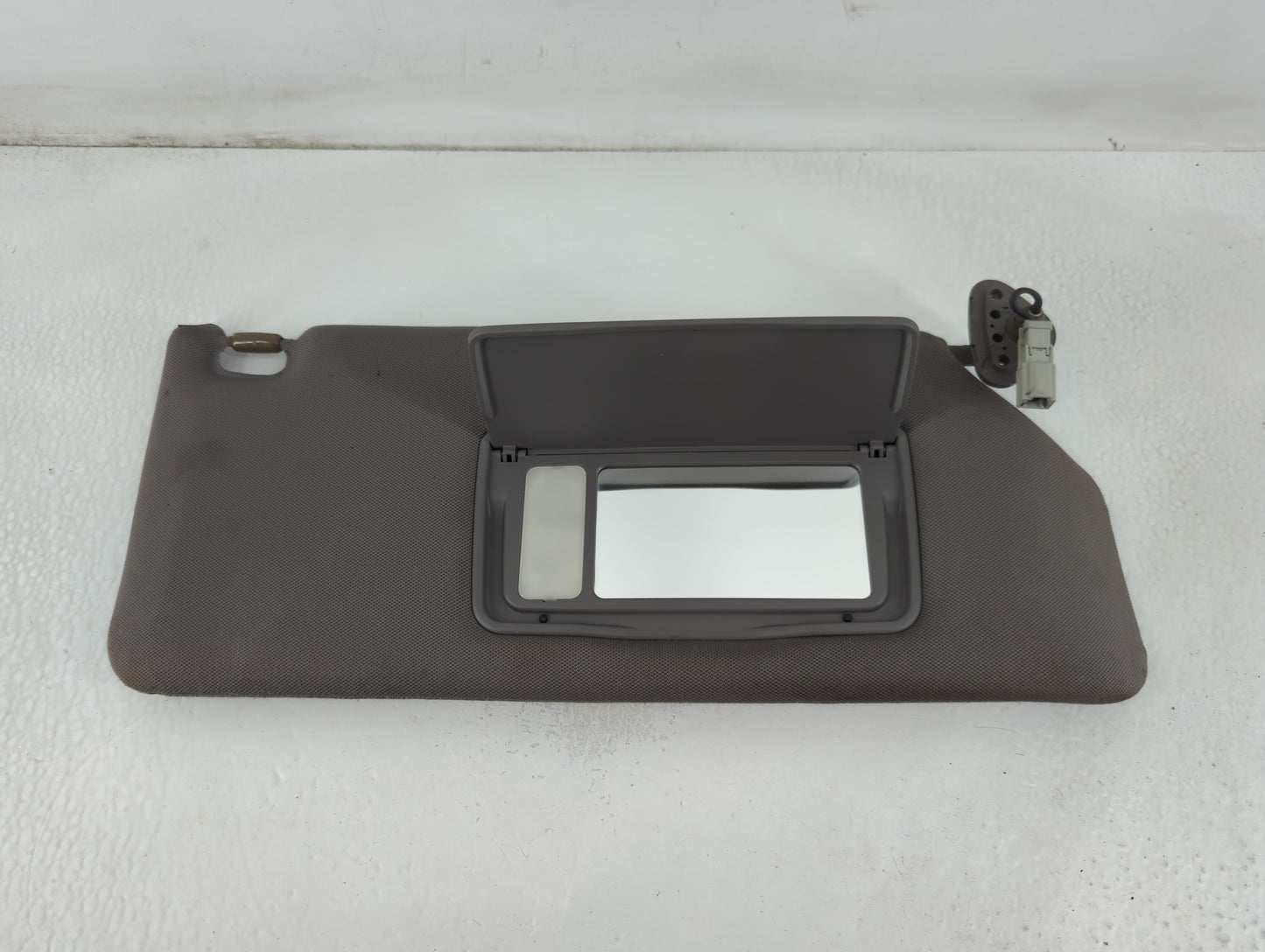 2006-2010 Honda Odyssey Sun Visor Shade Replacement Passenger Right Mirror Fits Fits 2006 2007 2008 2009 2010 OEM Used Auto 
