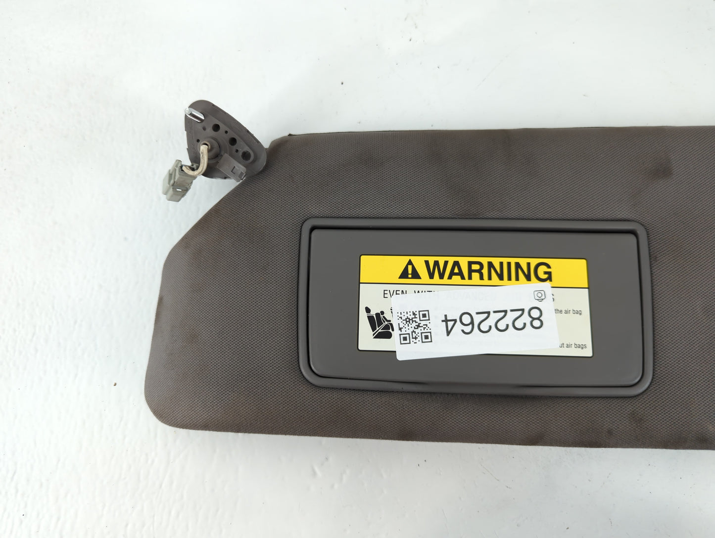 2006-2010 Honda Odyssey Sun Visor Shade Replacement Driver Left Mirror Fits Fits 2006 2007 2008 2009 2010 OEM Used Auto Part