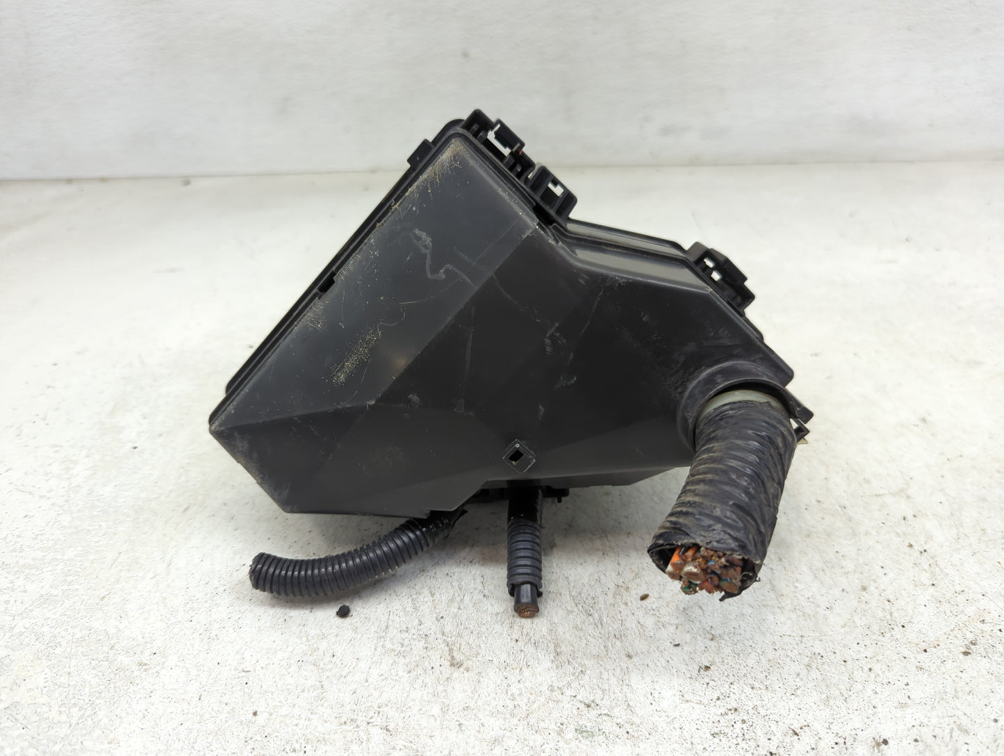 2009-2011 Honda Pilot Fusebox Fuse Box Panel Relay Module Fits Fits 2009 2010 2011 OEM Used Auto Parts - Oemusedautoparts1.c