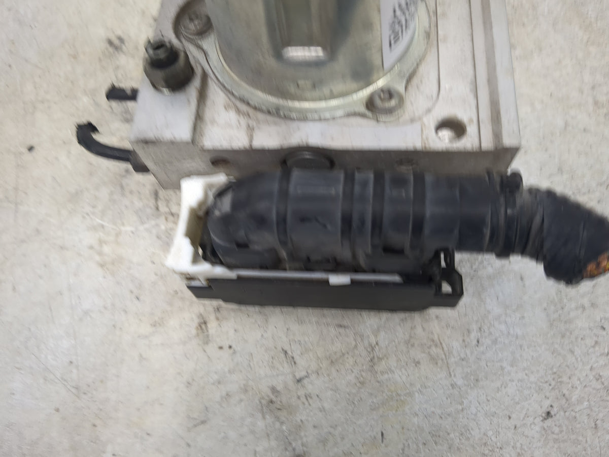 2009-2011 Honda Pilot Anti-Lock Brake ABS Pump Module Actuator OEM P/N:9T1BE-07040 ZBVAA Fits Fits 2009 2010 2011 OEM Used A