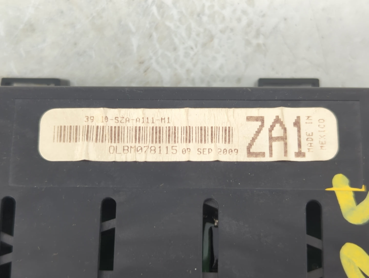 2009-2011 Honda Pilot Information Display Screen - Oemusedautoparts1.com