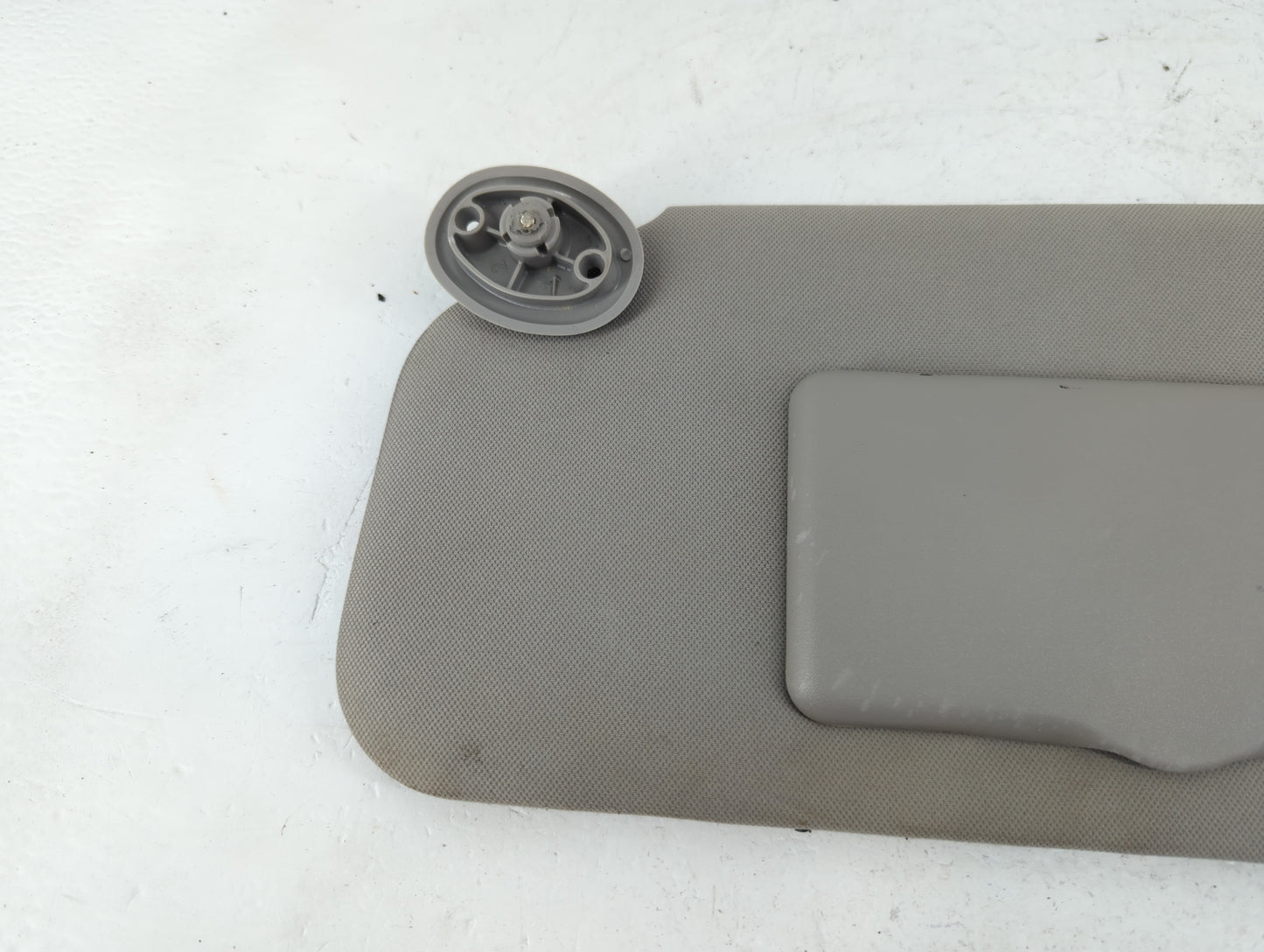 2010 Hummer H3 Sun Visor Shade Replacement Driver Left Mirror Fits OEM Used Auto Parts - Oemusedautoparts1.com