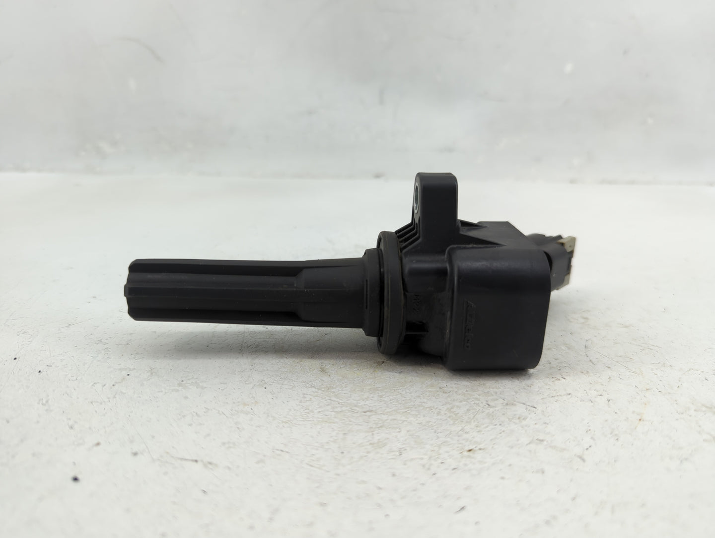 Hummer H3 Ignition Coil Igniter Pack - Oemusedautoparts1.com