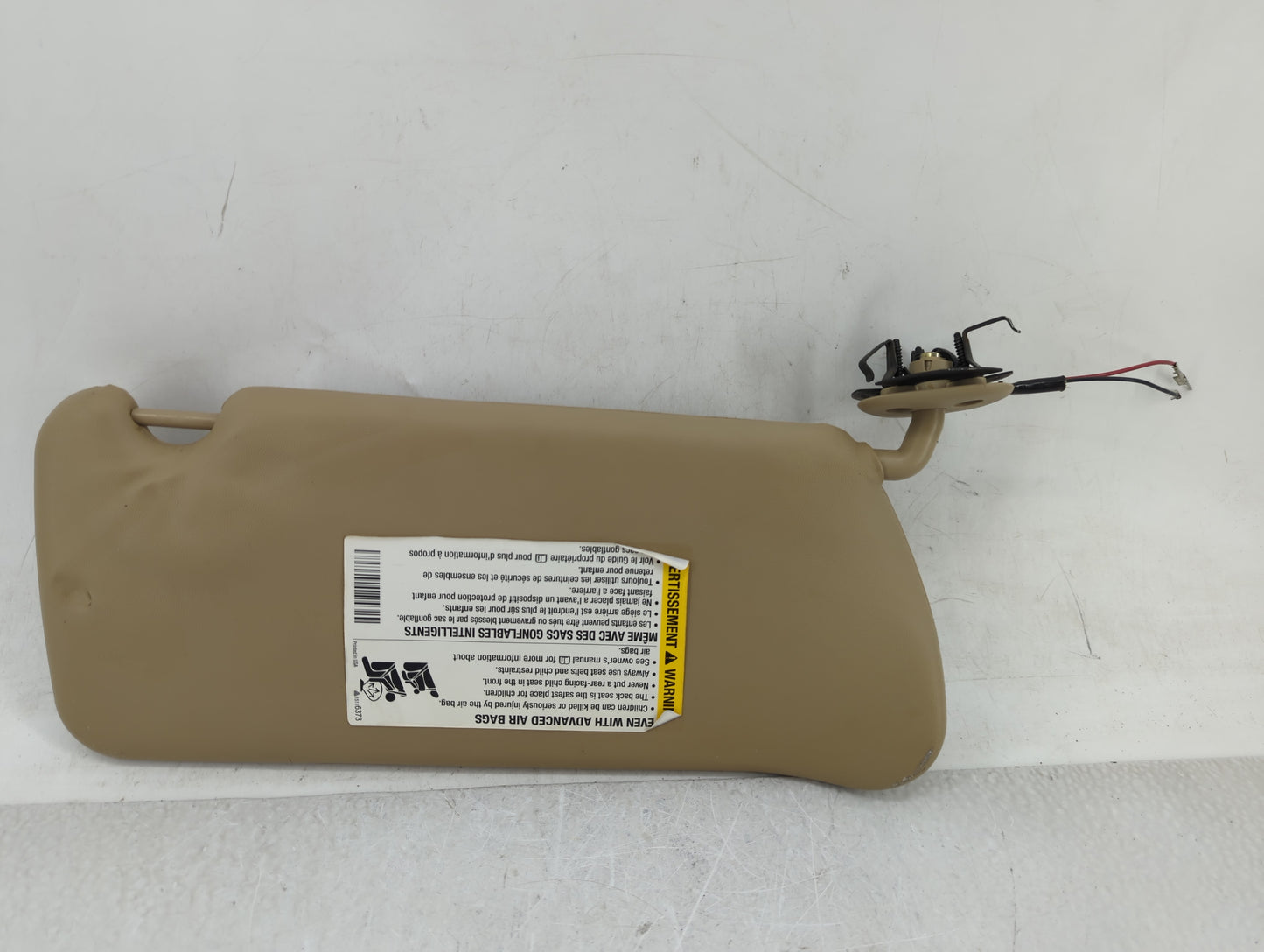 2010 Hummer H3 Sun Visor Shade Replacement Driver Left Mirror Fits OEM Used Auto Parts - Oemusedautoparts1.com