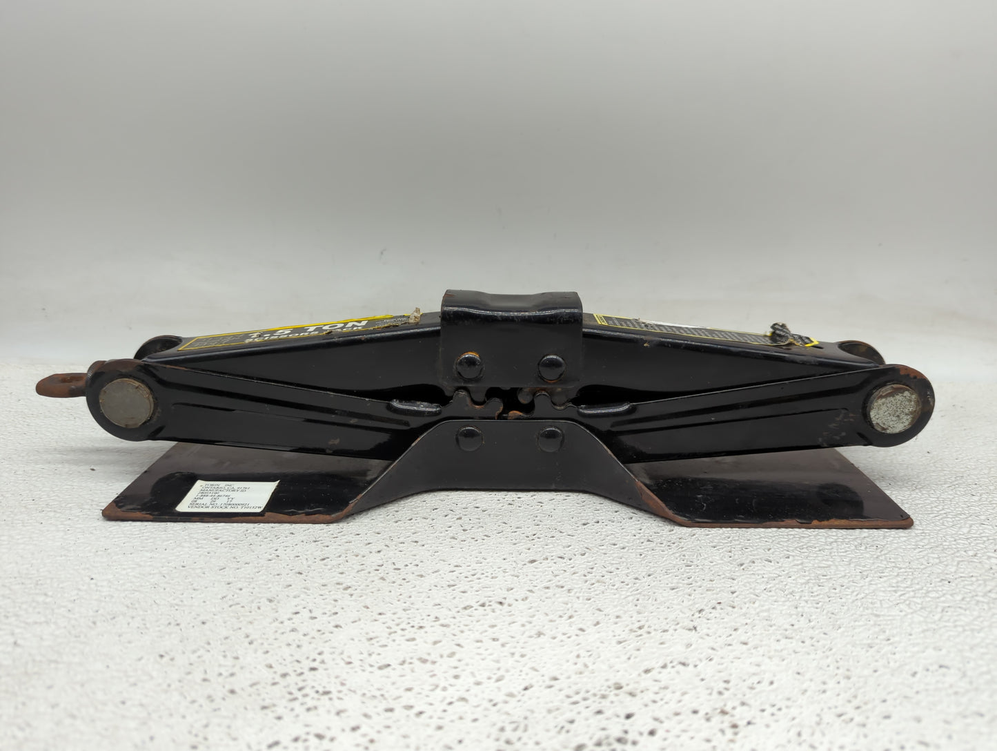2010 Hummer H3 Spare Scissor Car Jack - Oemusedautoparts1.com