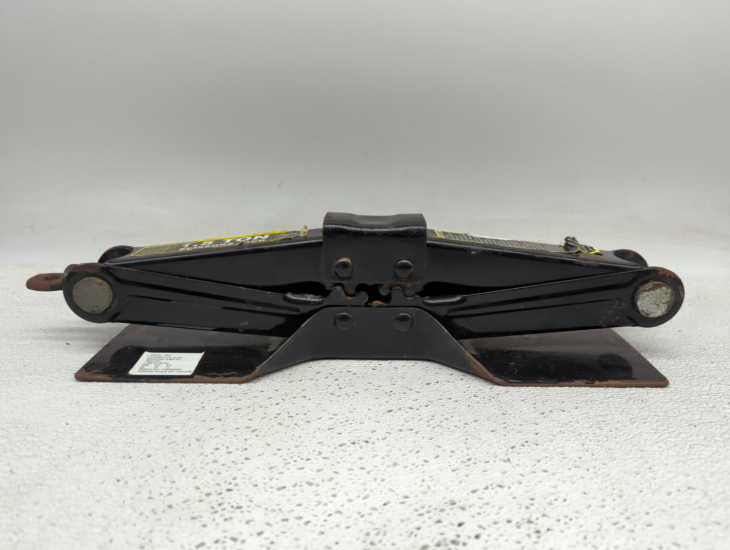 2010 Hummer H3 Spare Scissor Car Jack 1415687 - Oemusedautoparts1.com