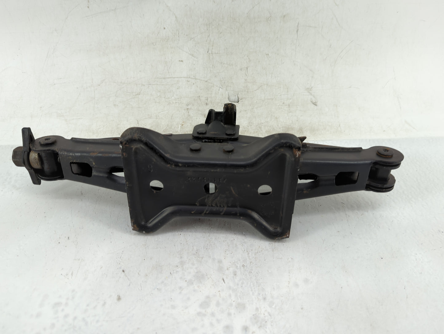 2010 Hummer H3 Spare Scissor Car Jack - Oemusedautoparts1.com