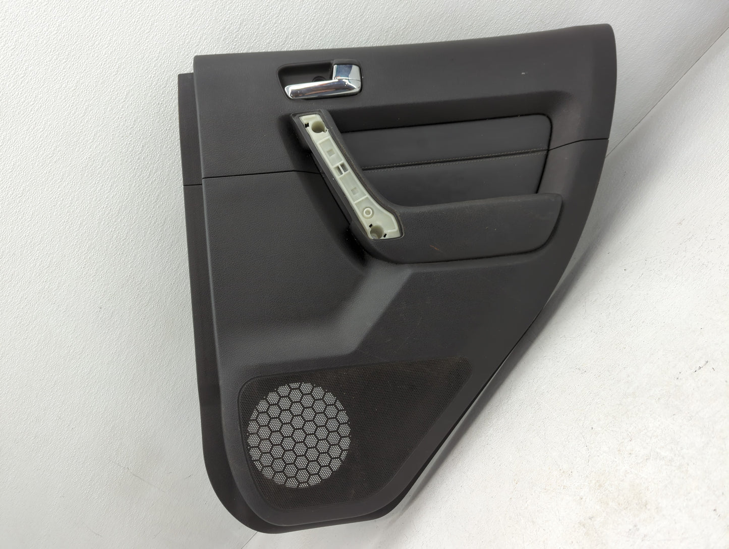 2010 Hummer H3 Rear Right Passenger Interior Door Panel Trim - Oemusedautoparts1.com