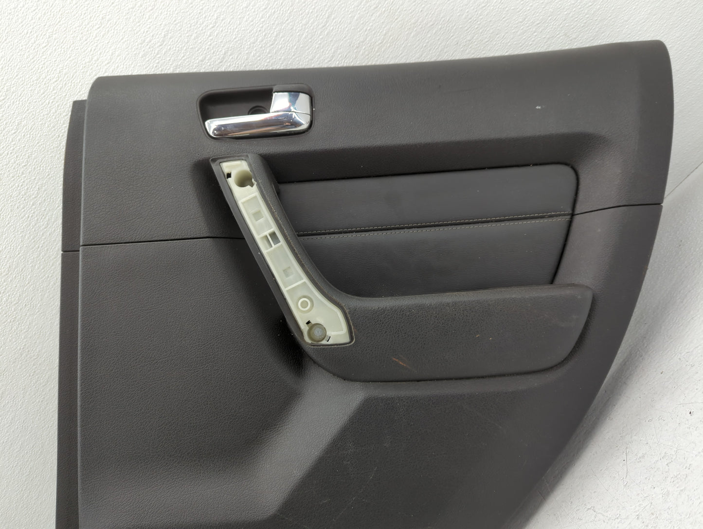 2010 Hummer H3 Rear Right Passenger Interior Door Panel Trim - Oemusedautoparts1.com