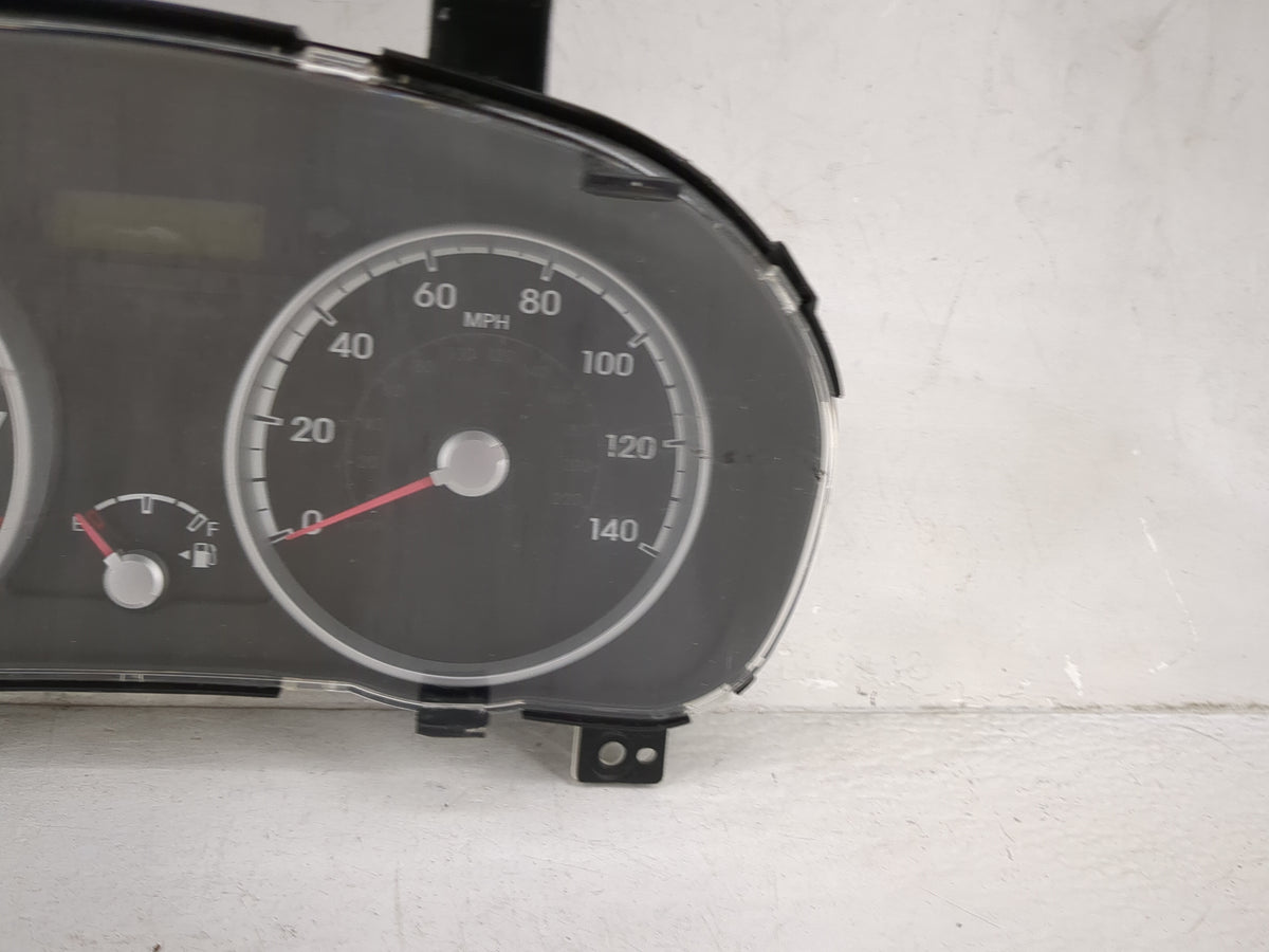 2010-2011 Hyundai Accent Instrument Cluster Speedometer Gauges P/N:94009-1E232 Miles:124K Fits Fits 2010 2011 OEM Used Auto 
