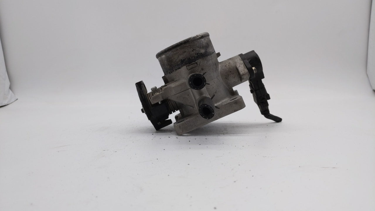 2006-2011 Hyundai Accent Throttle Body P/N:35170-26900 35100-26860 Fits Fits 2006 2007 2008 2009 2010 2011 OEM Used Auto Par