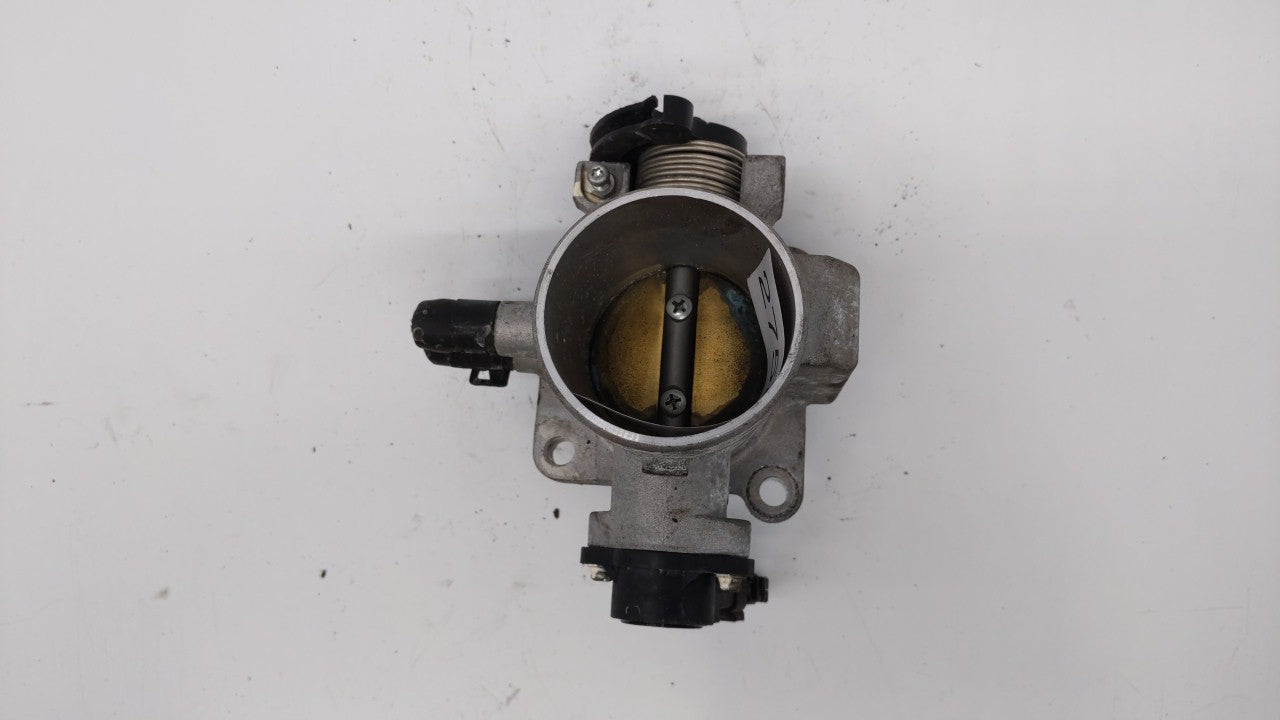 2006-2011 Hyundai Accent Throttle Body P/N:35170-26900 35100-26860 Fits Fits 2006 2007 2008 2009 2010 2011 OEM Used Auto Par