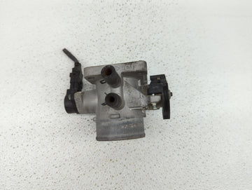 2006-2011 Hyundai Accent Throttle Body P/N:35170-26900 35100-26860 Fits Fits 2006 2007 2008 2009 2010 2011 OEM Used Auto Parts