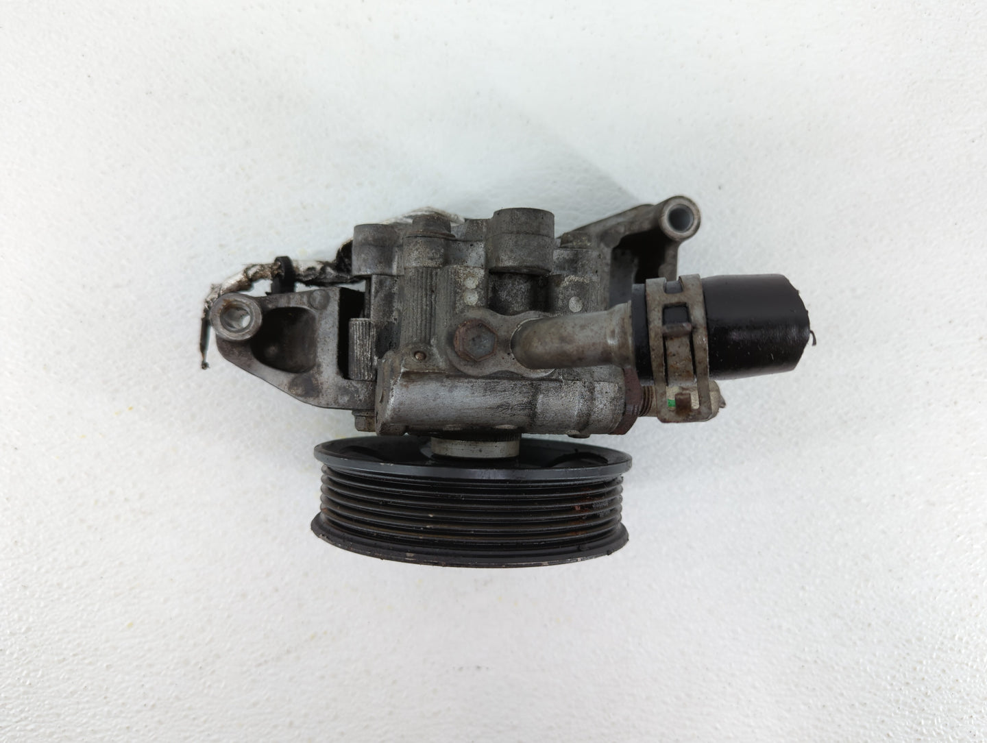 2010 Hyundai Accent ABS Pump Control Module Replacement P/N:05184594AE Fits OEM Used Auto Parts - Oemusedautoparts1.com