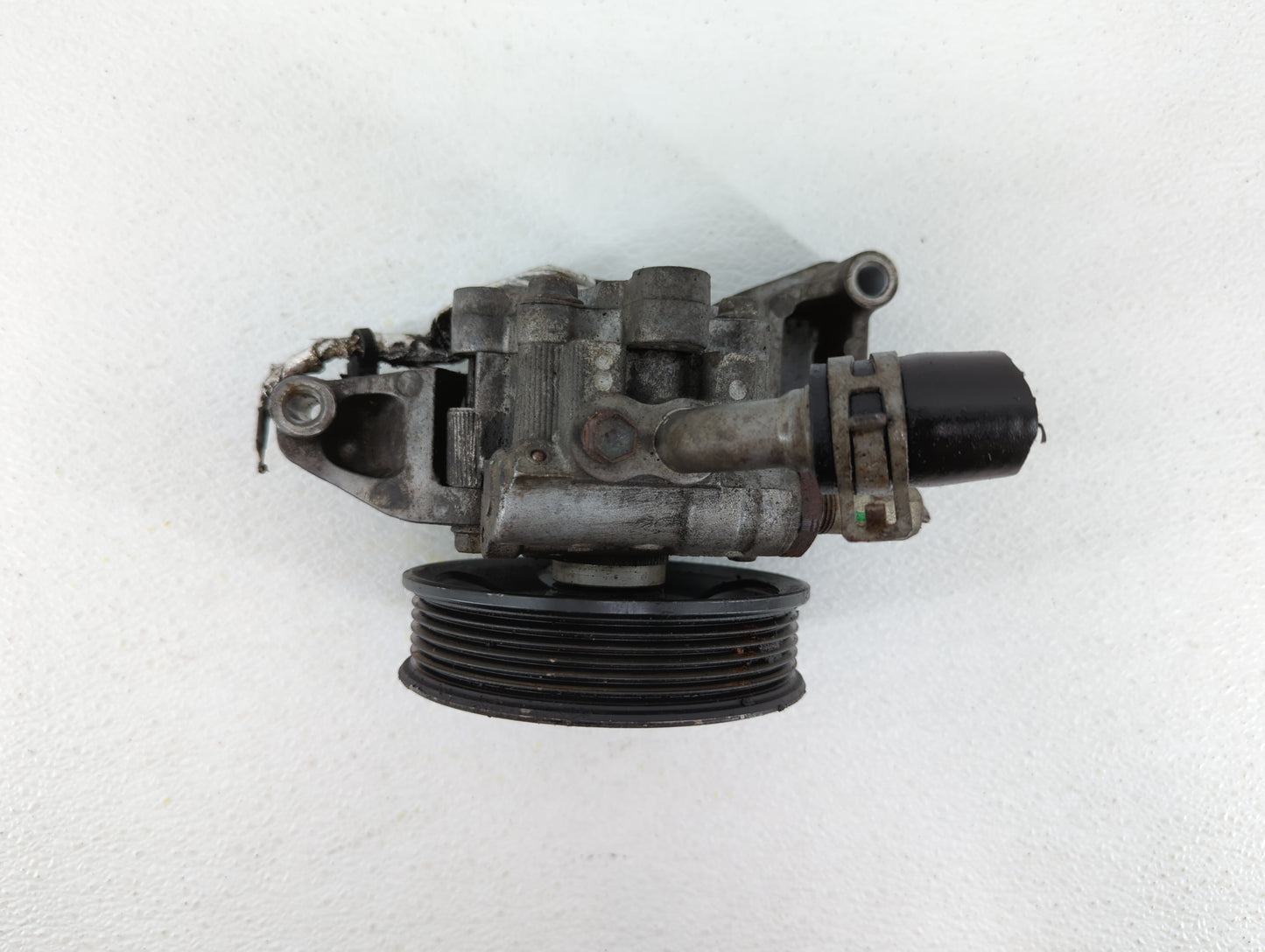 2010 Hyundai Accent ABS Pump Control Module Replacement P/N:05184594AE Fits OEM Used Auto Parts - Oemusedautoparts1.com