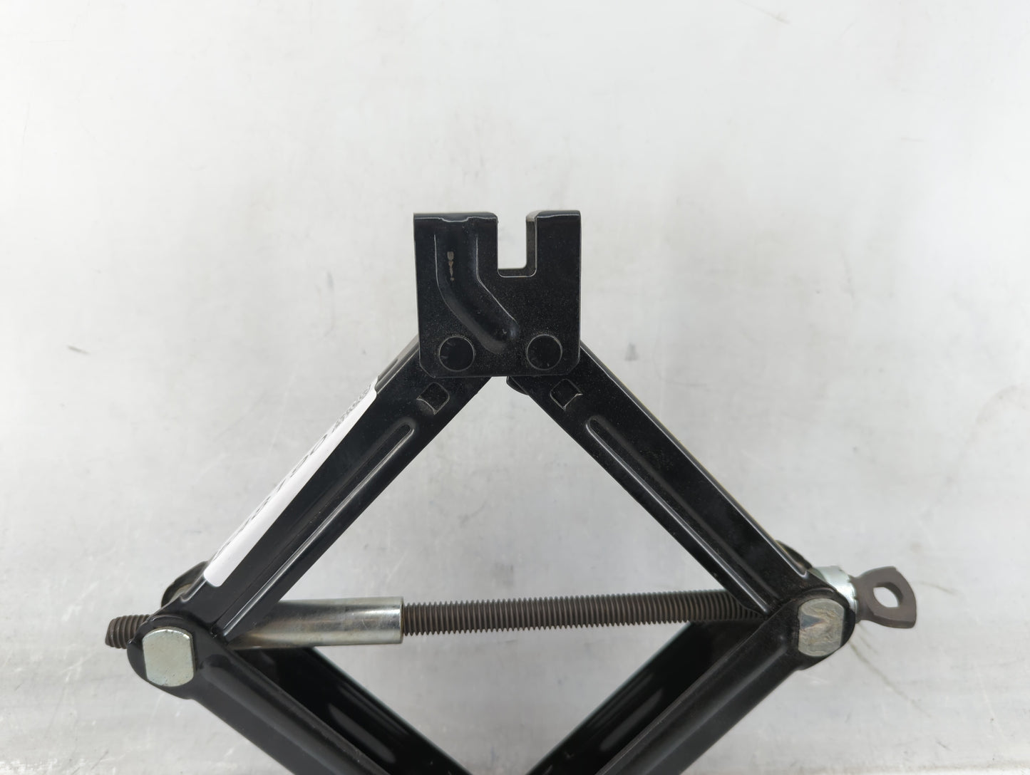 2010 Hyundai Accent Spare Scissor Car Jack - Oemusedautoparts1.com