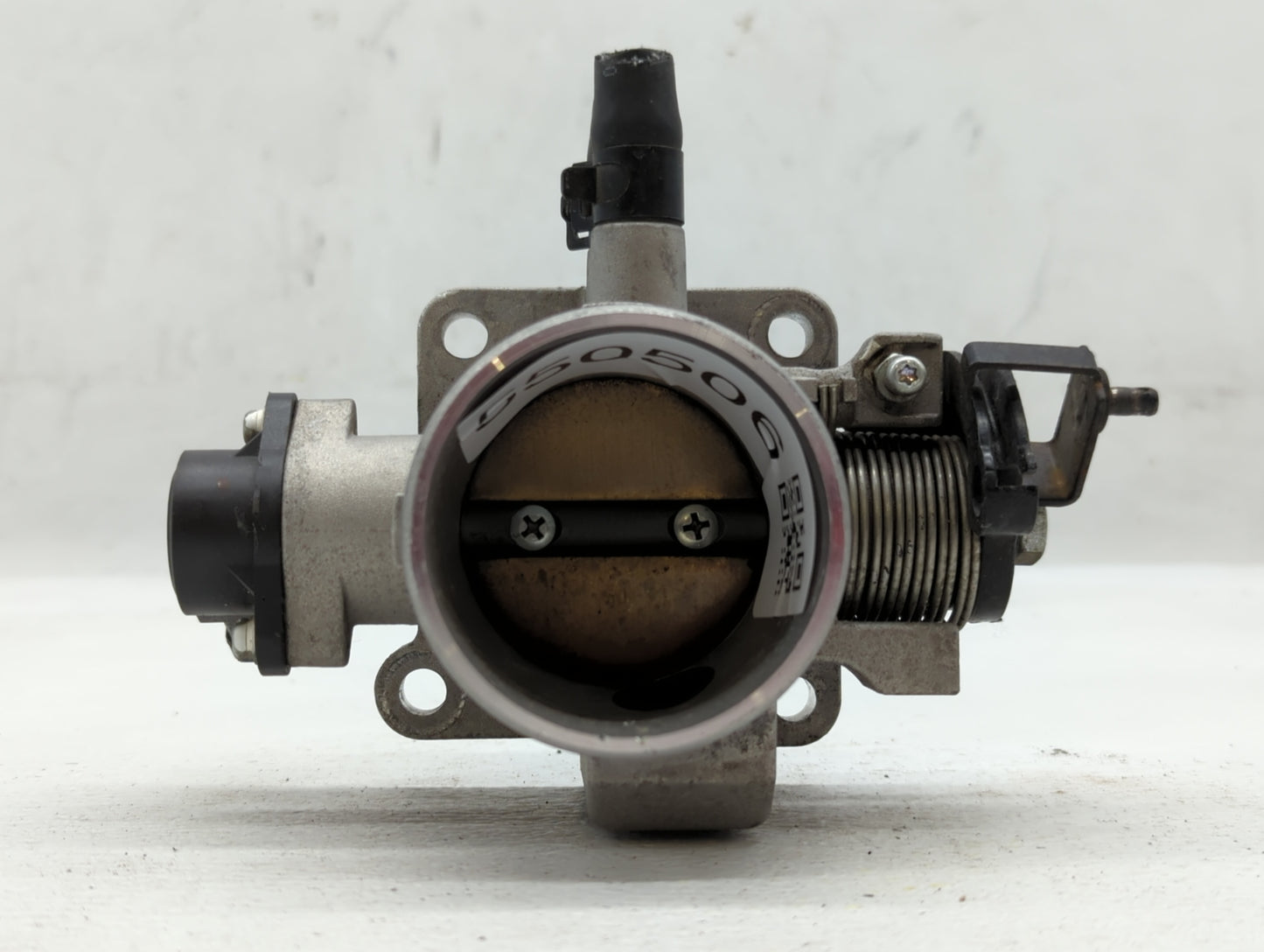 2006-2011 Hyundai Accent Throttle Body P/N:35170-26900 Fits Fits 2006 2007 2008 2009 2010 2011 OEM Used Auto Parts - Oemused