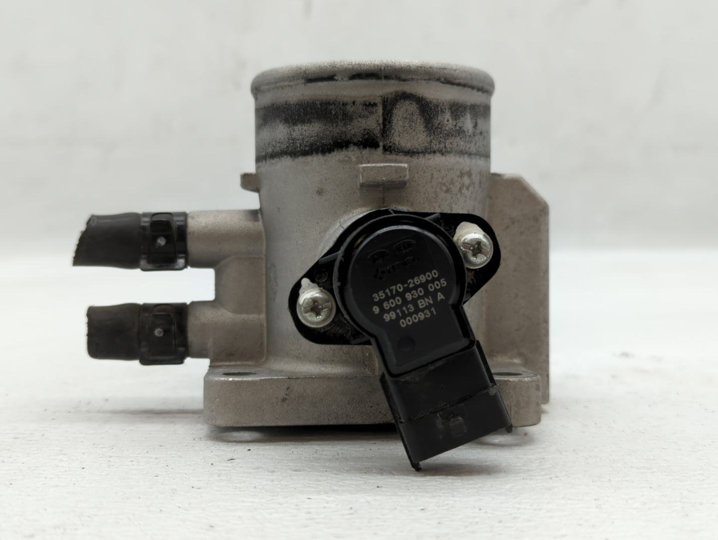 2006-2011 Hyundai Accent Throttle Body P/N:35170-26900 Fits Fits 2006 2007 2008 2009 2010 2011 OEM Used Auto Parts - Oemused