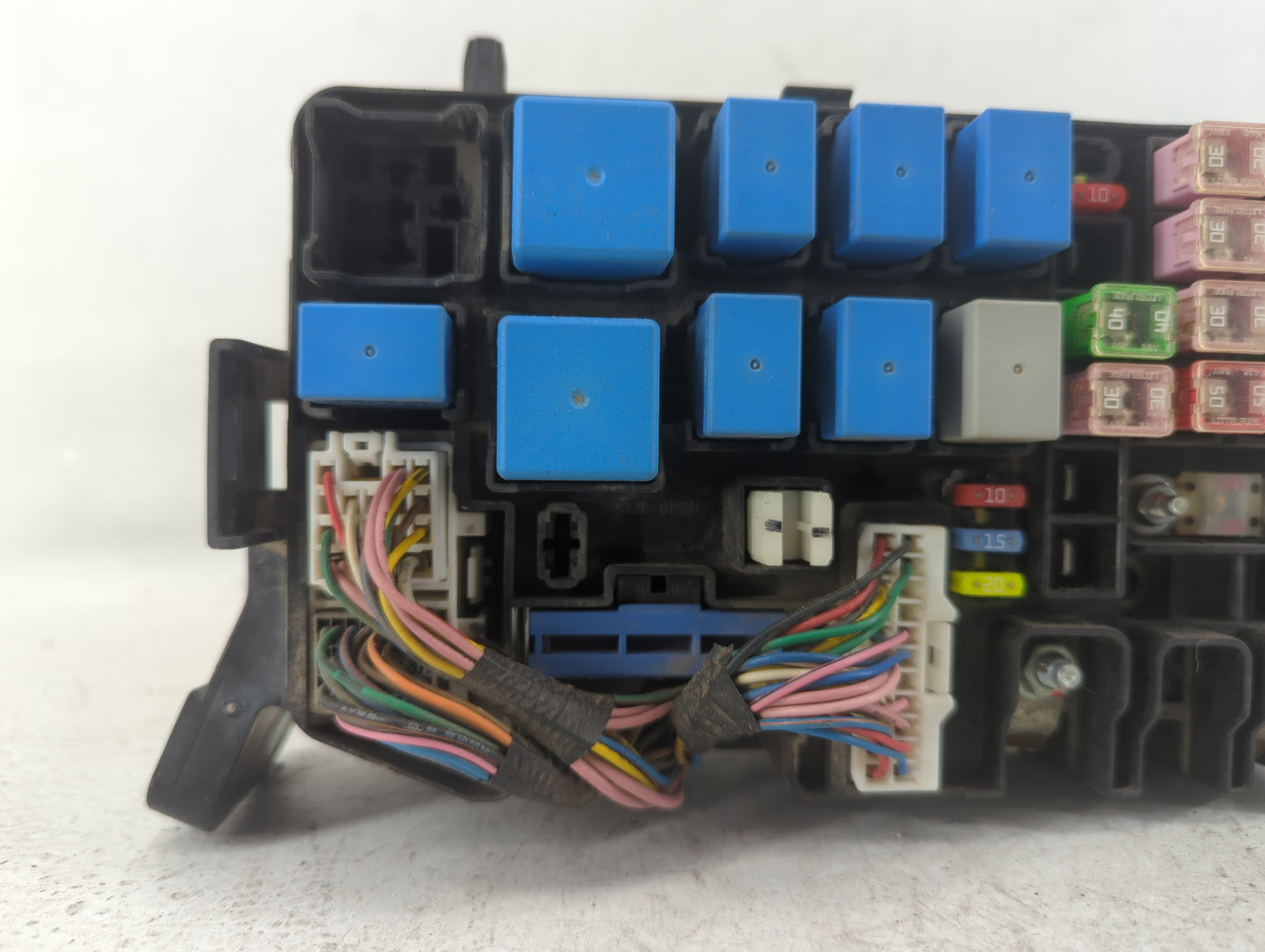 2006-2011 Hyundai Accent Fusebox Fuse Box Panel Relay Module P/N:91285 1E350 Fits Fits 2006 2007 2008 2009 2010 2011 OEM Use