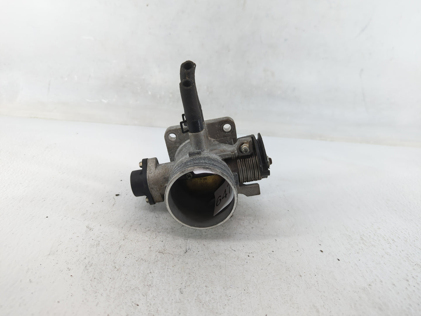 2009-2011 Hyundai Accent Throttle Body P/N:35170-26900 Fits Fits 2009 2010 2011 OEM Used Auto Parts - Oemusedautoparts1.com