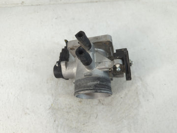 2006-2011 Hyundai Accent Throttle Body P/N:35100-26860 35170-26900 Fits Fits 2006 2007 2008 2009 2010 2011 OEM Used Auto Parts