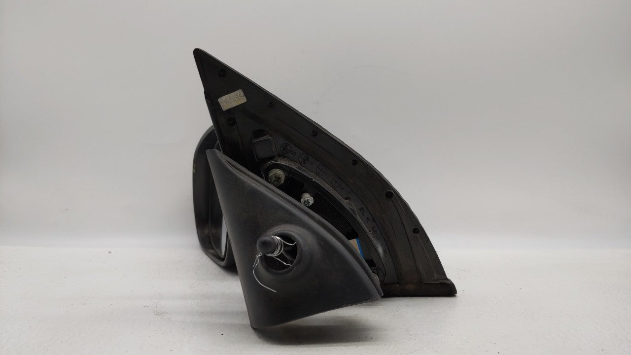 2010-2011 Hyundai Accent Driver Left Side View Manual Door Mirror - Oemusedautoparts1.com
