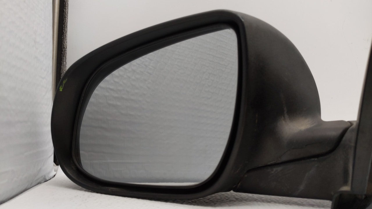 2010-2011 Hyundai Accent Driver Left Side View Manual Door Mirror - Oemusedautoparts1.com