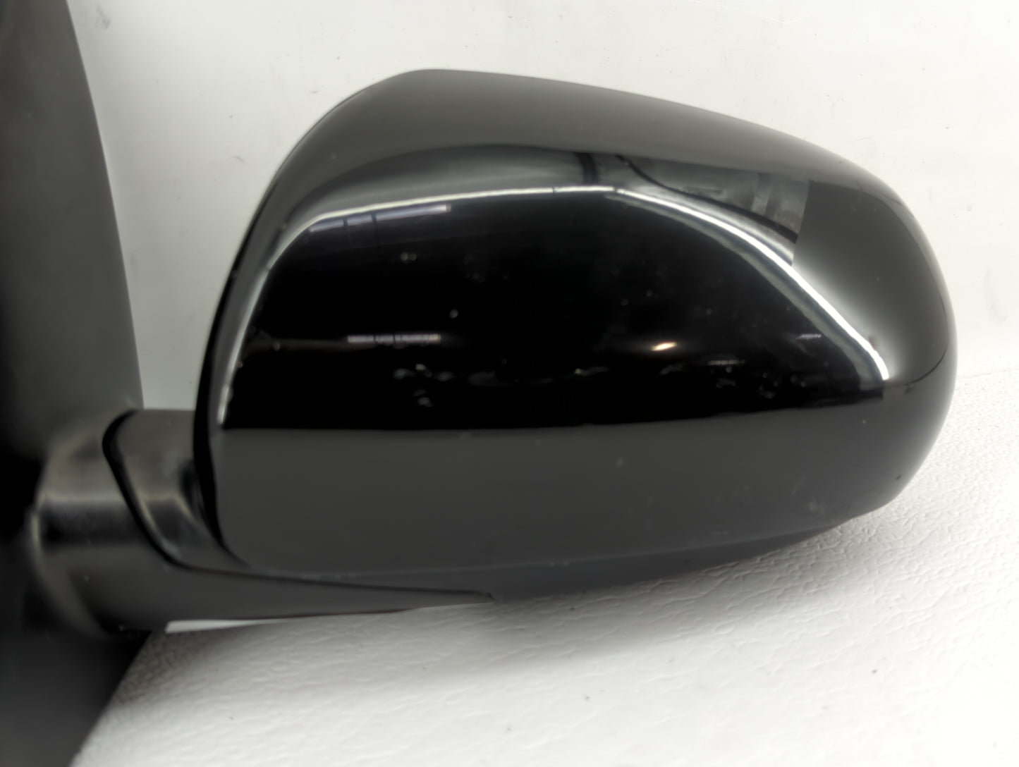 2010 Hyundai Accent Driver Side View Mirror - Left Door Mirror OEM Used - Oemusedautoparts1.com