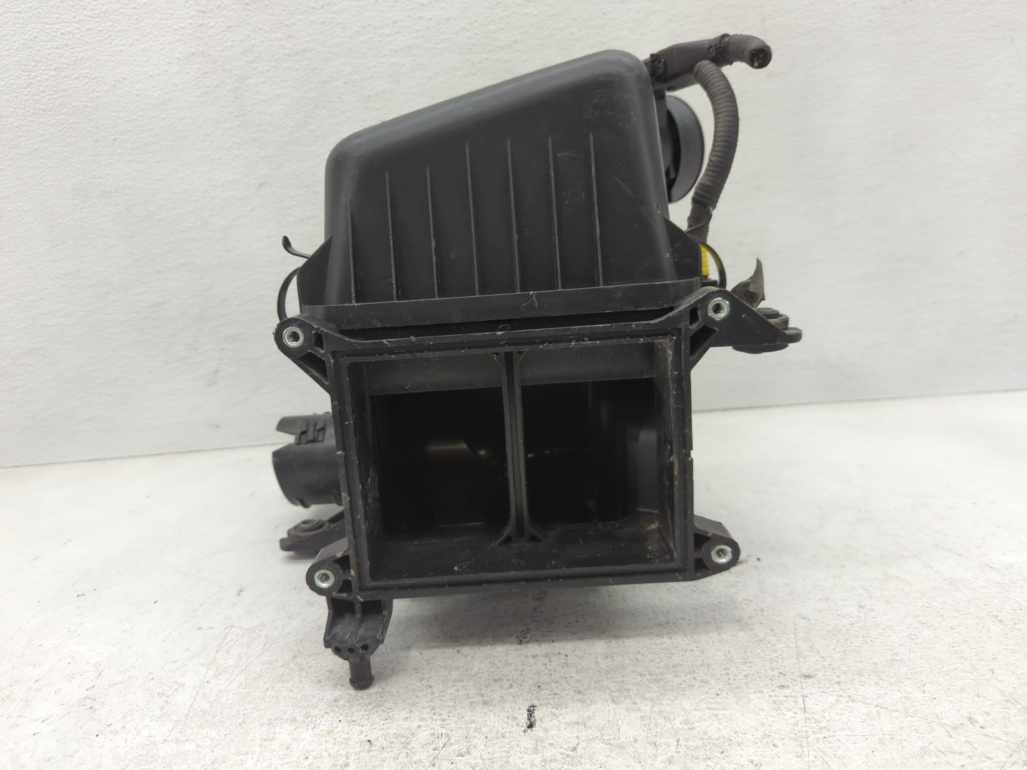 2007-2010 Hyundai Elantra Air Cleaner Intake-duct Hose Tube - Oemusedautoparts1.com