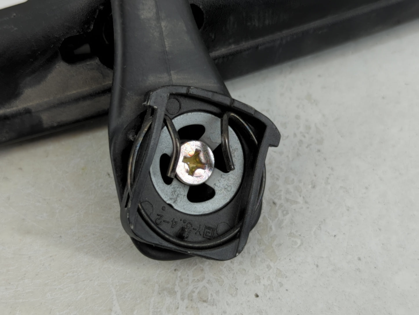 2001-2012 Hyundai Elantra Interior Rear View Mirror Replacement OEM P/N:E13010082 Fits OEM Used Auto Parts - Oemusedautopart