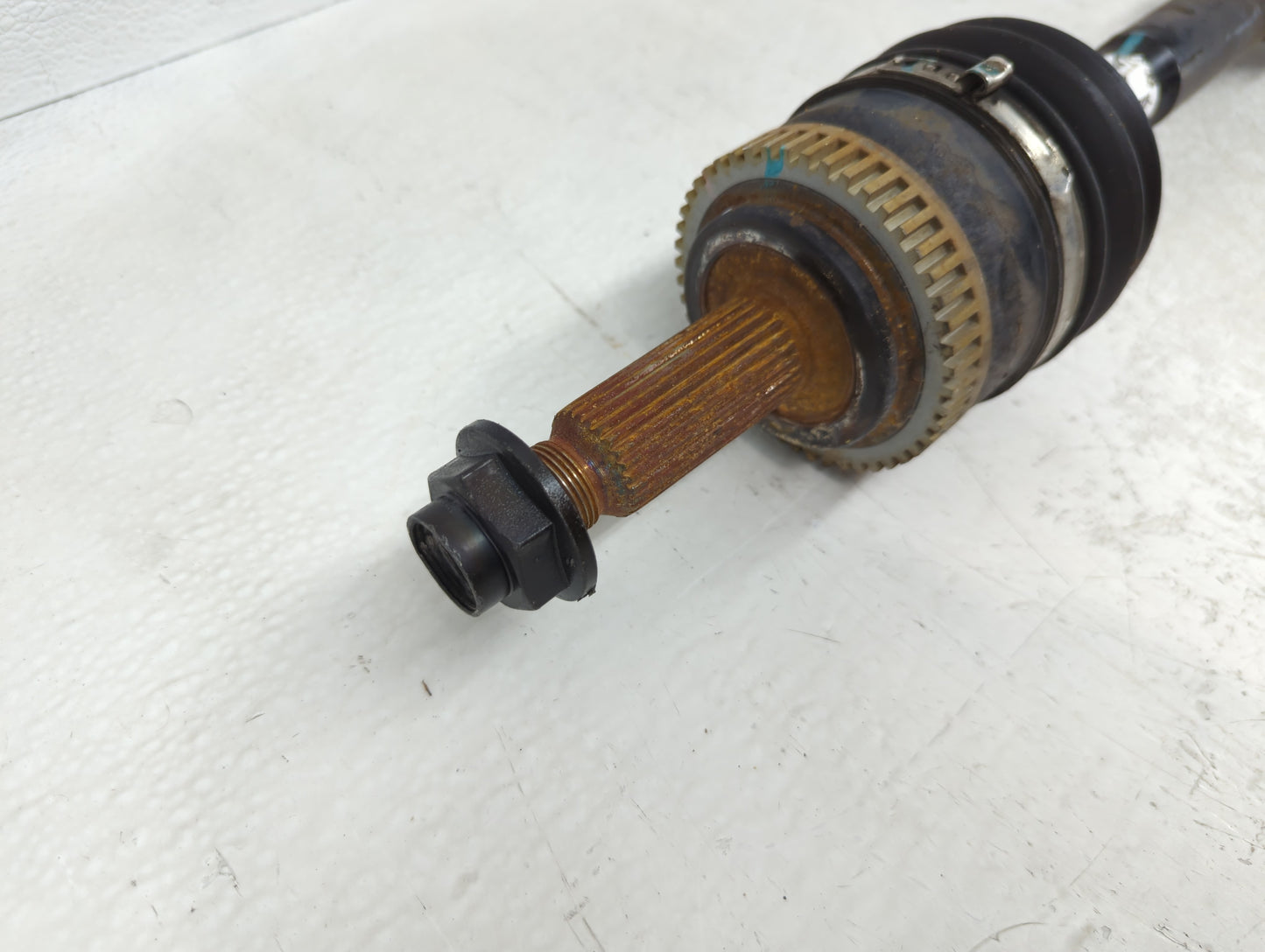 2007-2010 Hyundai Elantra Axle Shaft Front Driver Cv C/v - Oemusedautoparts1.com