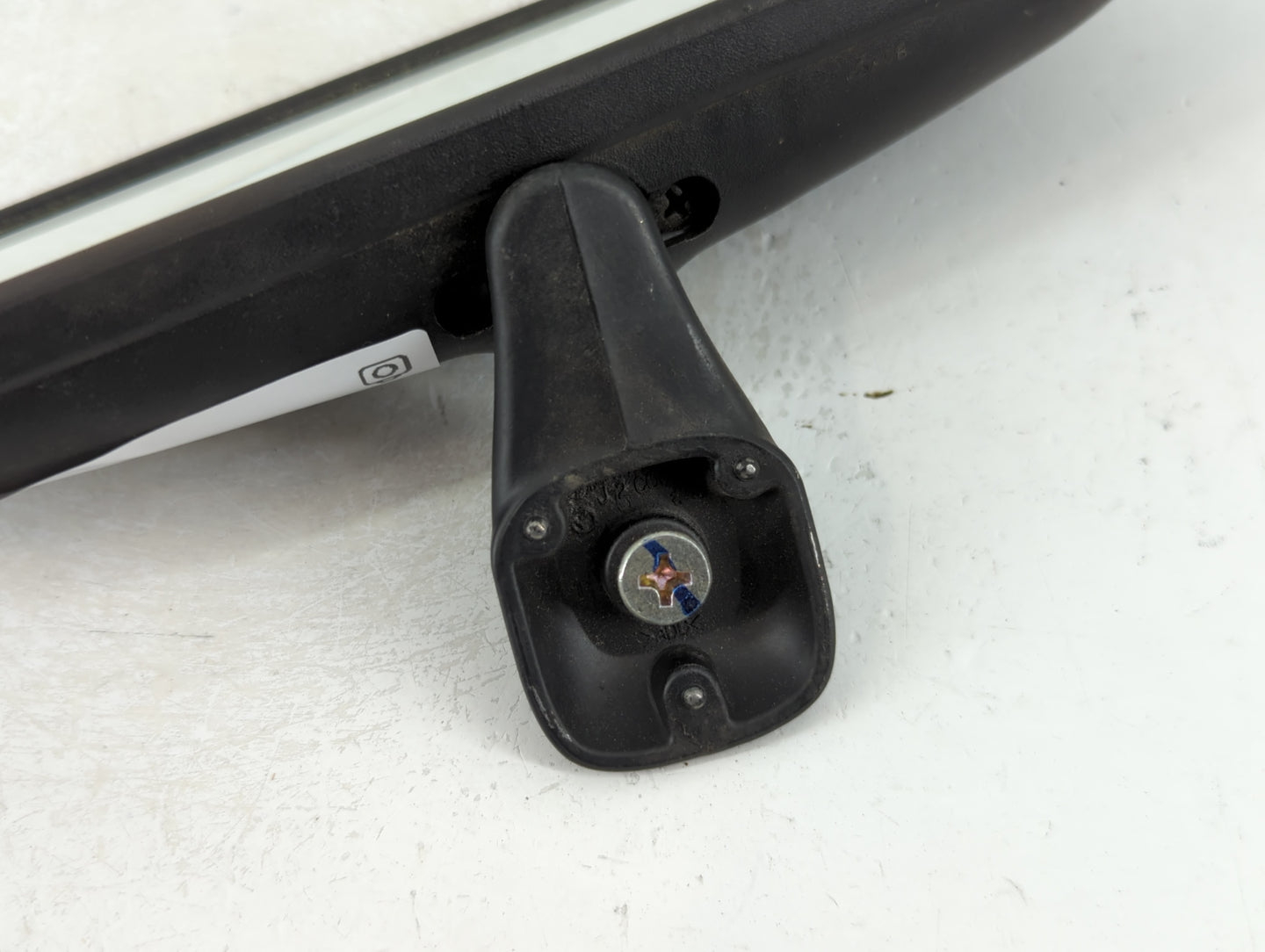 2001-2012 Hyundai Elantra Interior Rear View Mirror Replacement OEM P/N:E13010082 Fits OEM Used Auto Parts - Oemusedautopart