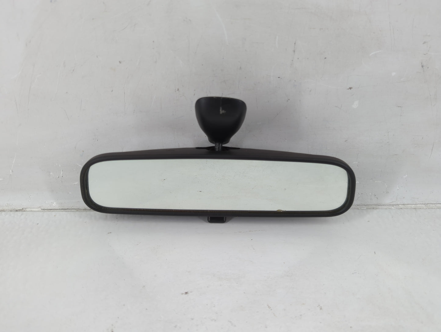 2001-2012 Hyundai Elantra Interior Rear View Mirror Replacement OEM P/N:E13010082 Fits OEM Used Auto Parts - Oemusedautopart