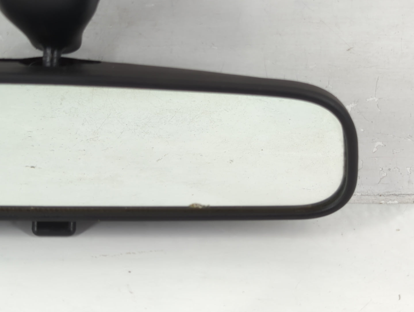 2001-2012 Hyundai Elantra Interior Rear View Mirror Replacement OEM P/N:E13010082 Fits OEM Used Auto Parts - Oemusedautopart