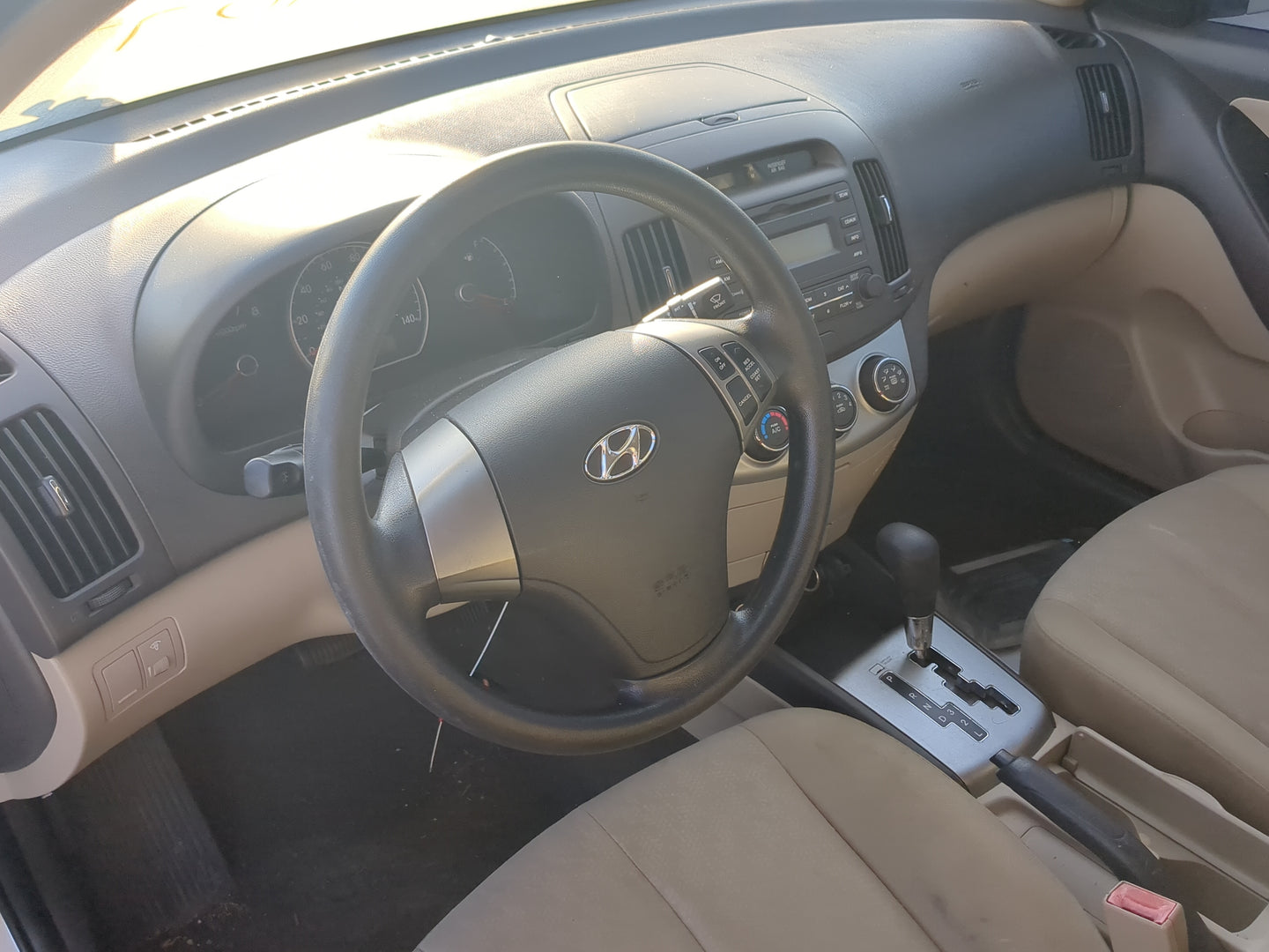 2007-2010 Hyundai Elantra Air Bag Driver Left Steering Wheel Mounted - Oemusedautoparts1.com