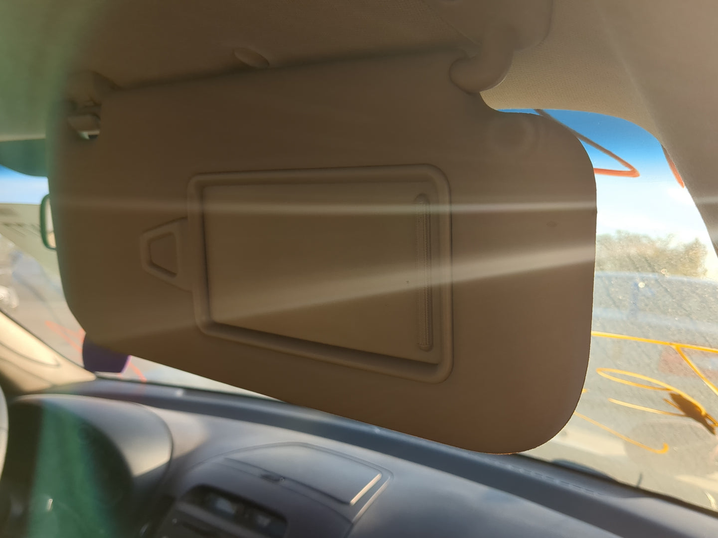 2007-2010 Hyundai Elantra Sun Visor Shade Replacement Passenger Right Mirror Fits Fits 2007 2008 2009 2010 OEM Used Auto Par