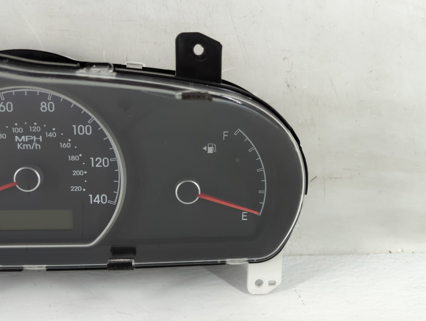 2007-2010 Hyundai Elantra Instrument Cluster Speedometer Gauges P/N:94004-2H150 Fits Fits 2007 2008 2009 2010 OEM Used Auto 