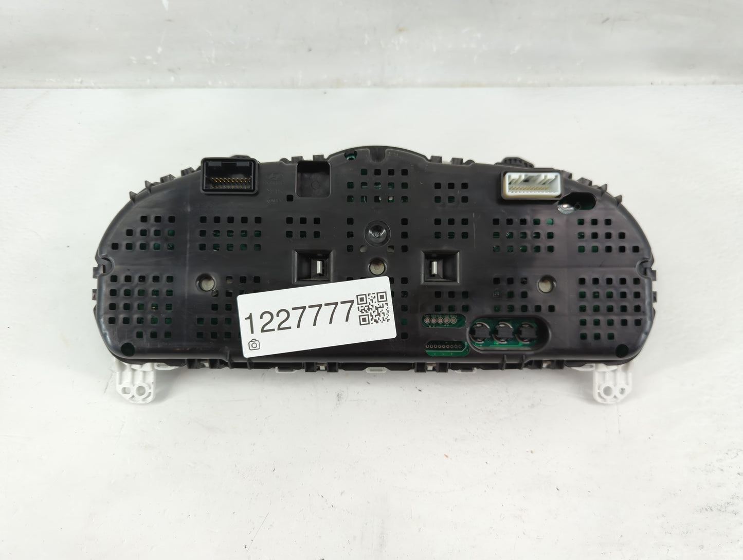 2007-2010 Hyundai Elantra Instrument Cluster Speedometer Gauges P/N:94004-2H150 Fits Fits 2007 2008 2009 2010 OEM Used Auto 