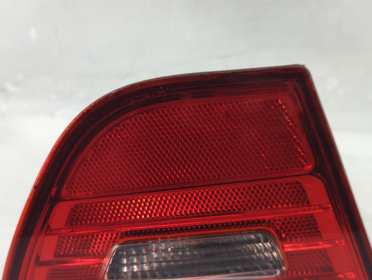2007-2010 Hyundai Elantra Tail Light Assembly Passenger Right OEM P/N:E110251 Fits Fits 2007 2008 2009 2010 OEM Used Auto Pa
