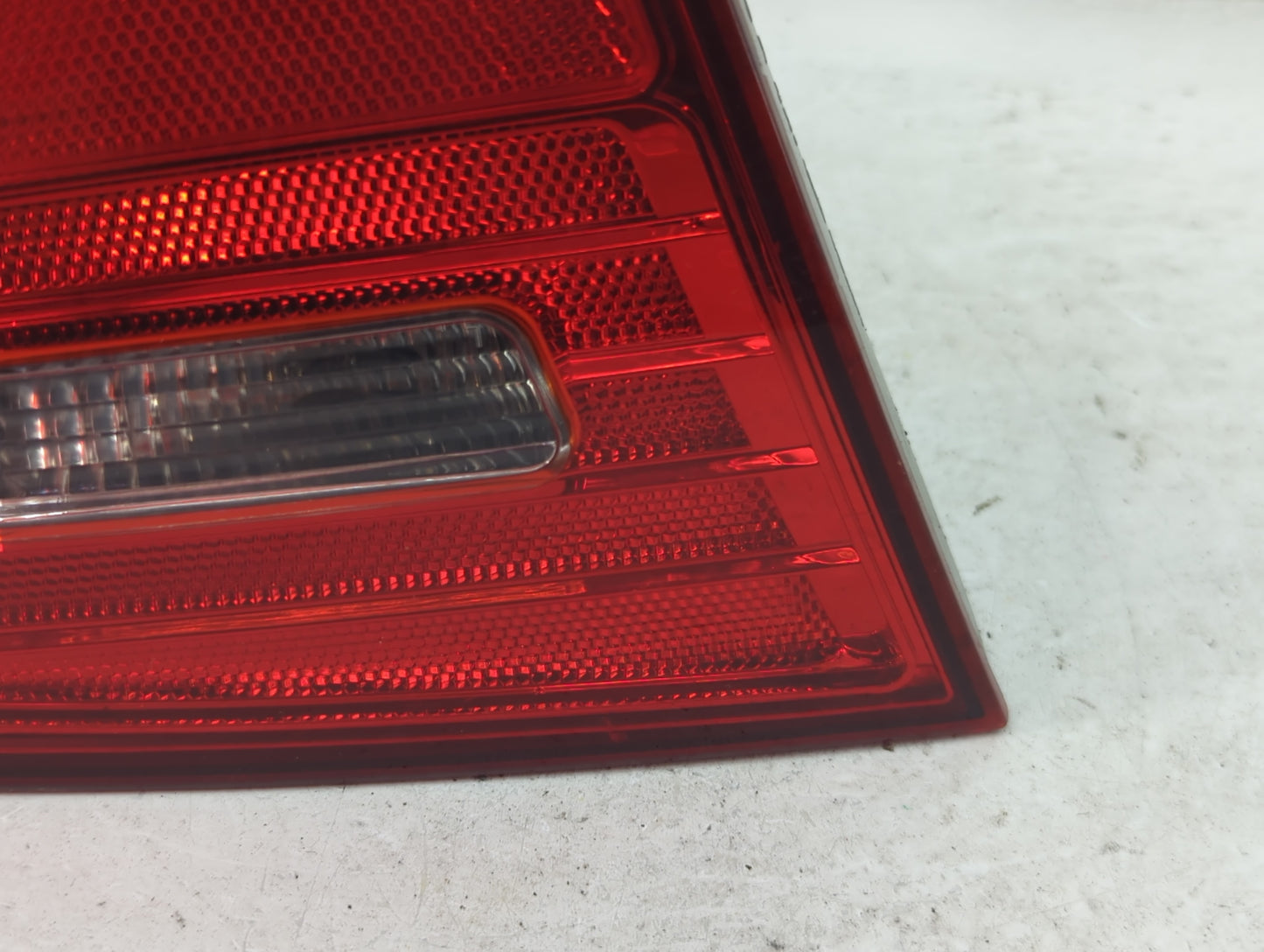 2007-2010 Hyundai Elantra Tail Light Assembly Passenger Right OEM P/N:E110251 Fits Fits 2007 2008 2009 2010 OEM Used Auto Pa