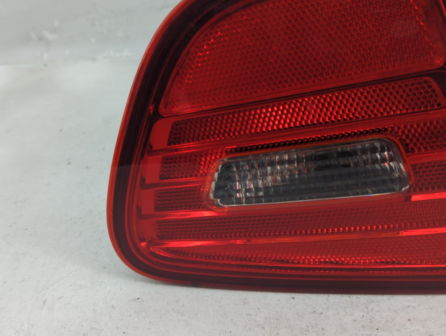 2007-2010 Hyundai Elantra Tail Light Assembly Driver Left OEM P/N:92403-2H00 Fits Fits 2007 2008 2009 2010 OEM Used Auto Par