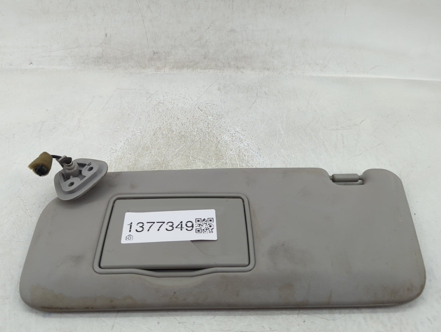 2009-2012 Hyundai Elantra Sun Visor Shade Replacement Driver Left Mirror Fits Fits 2009 2010 2011 2012 OEM Used Auto Parts -