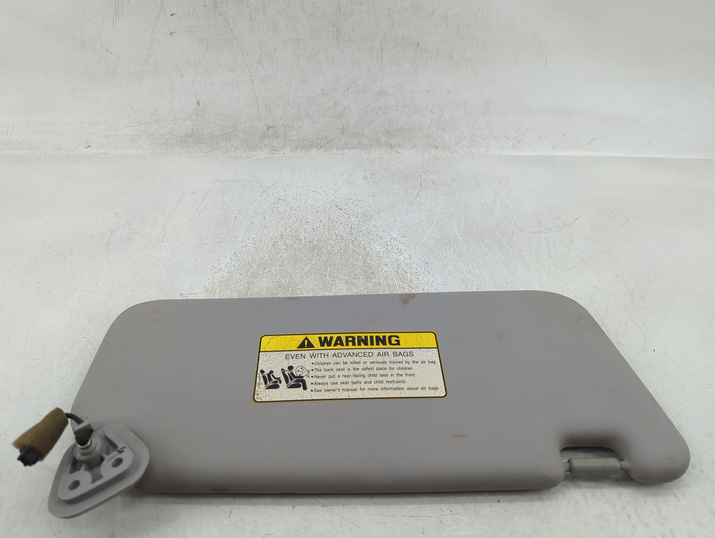 2009-2012 Hyundai Elantra Sun Visor Shade Replacement Driver Left Mirror Fits Fits 2009 2010 2011 2012 OEM Used Auto Parts -
