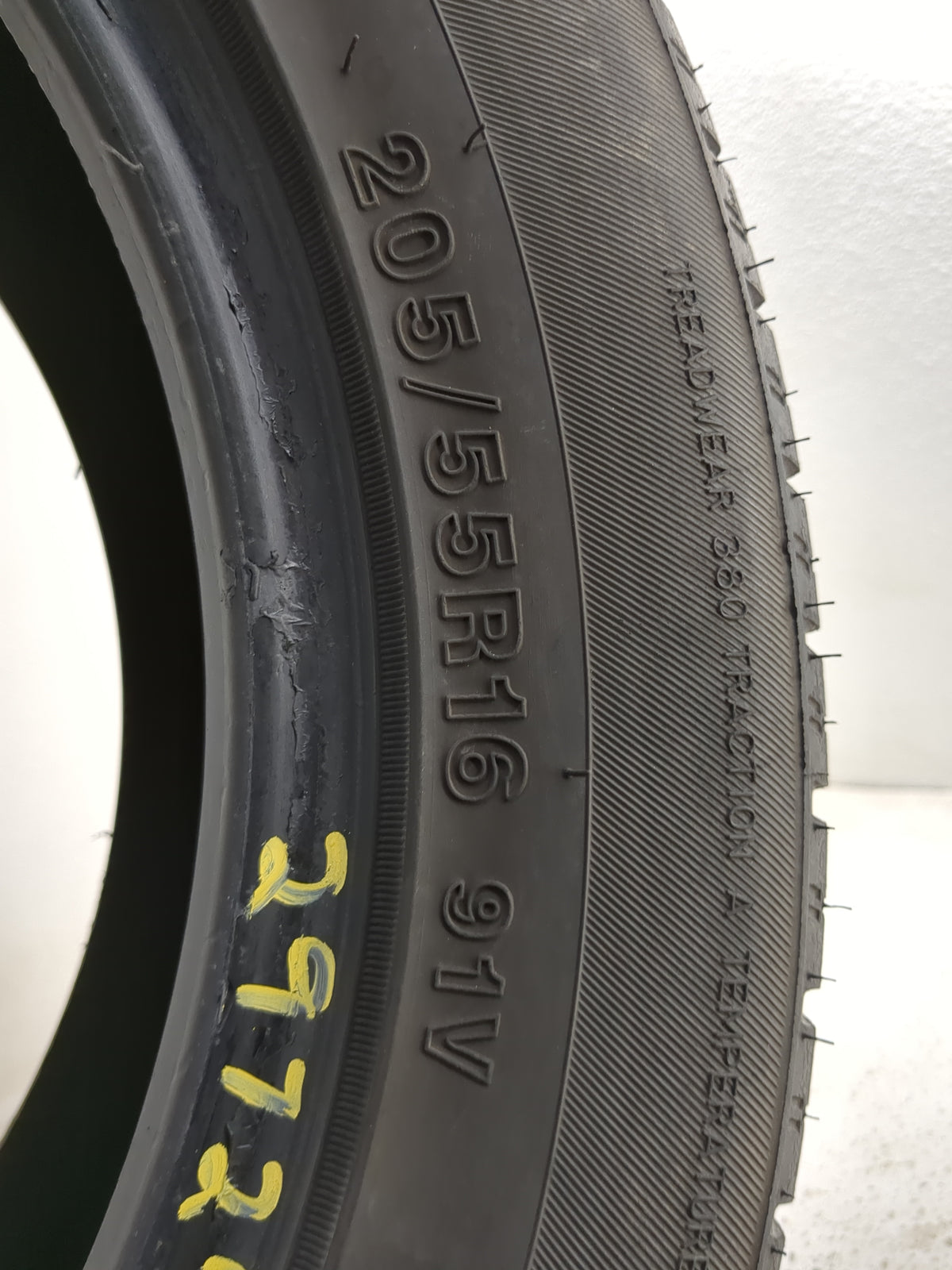 Used Tire 205/55R16 FULLWAY HP108 91V - Tread Depth 8/32 - Oemusedautoparts1.com