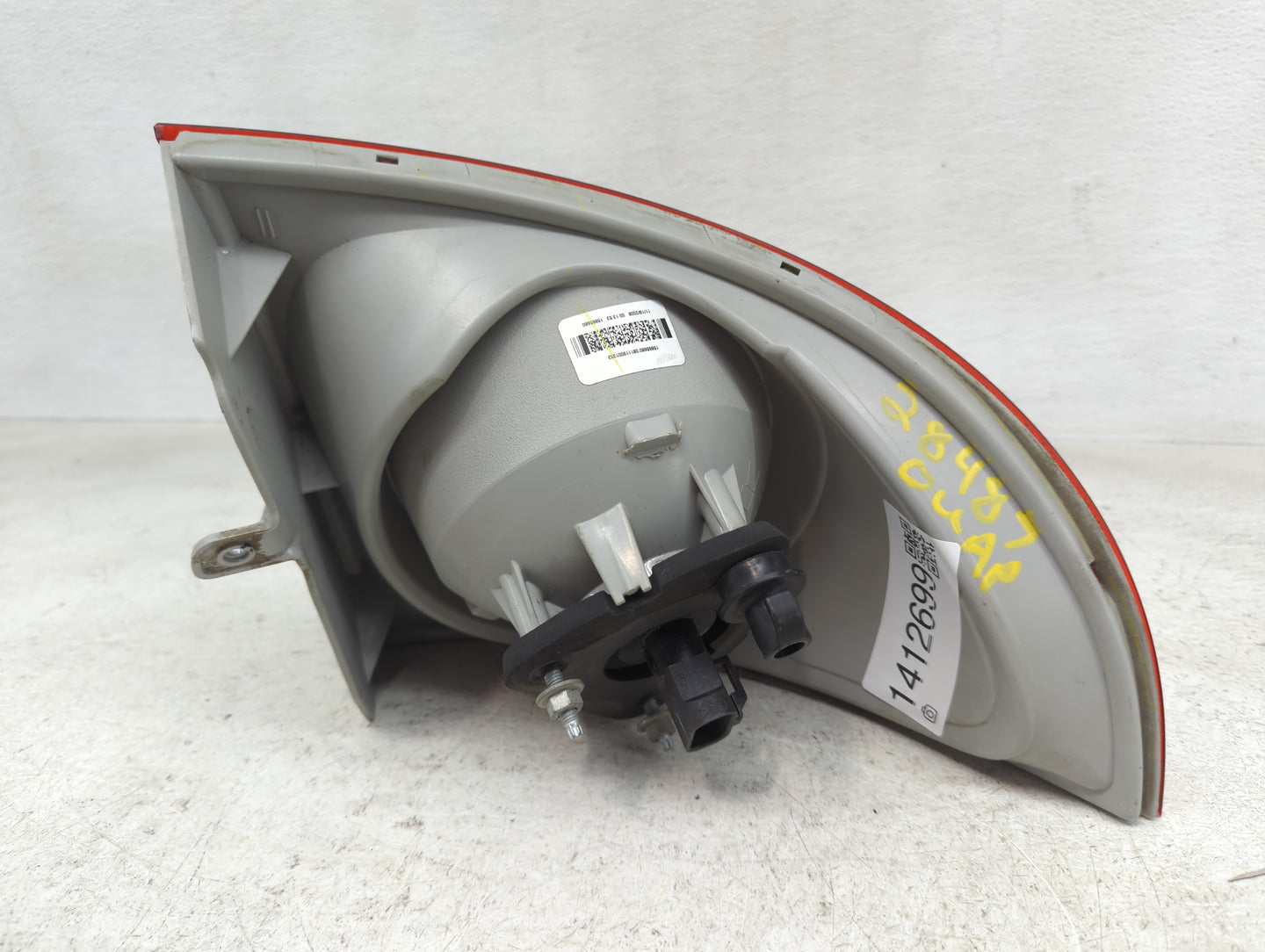 2007-2010 Hyundai Elantra Tail Light Assembly Driver Left OEM Fits Fits 2007 2008 2009 2010 OEM Used Auto Parts - Oemusedaut
