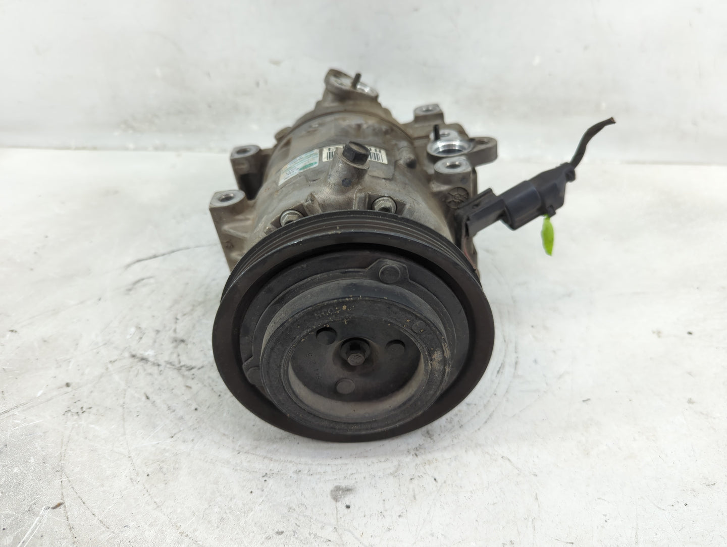 2009-2012 Hyundai Elantra Air Conditioning A/c Ac Compressor Oem - Oemusedautoparts1.com