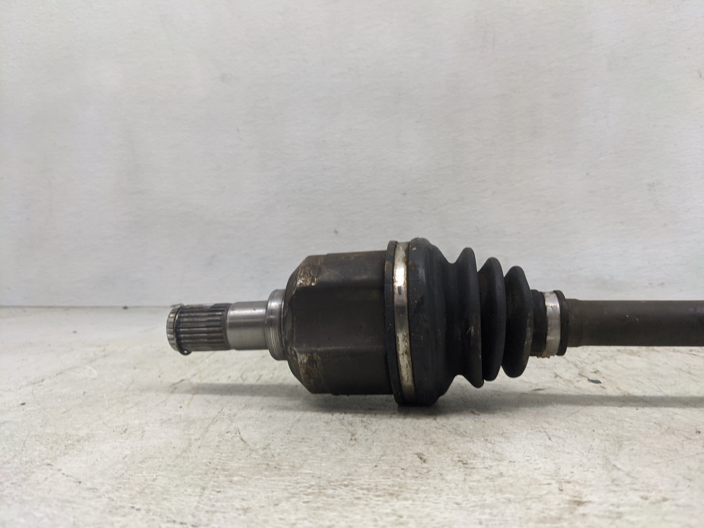 2007-2010 Hyundai Elantra Axle Shaft Front Driver Cv C/v - Oemusedautoparts1.com