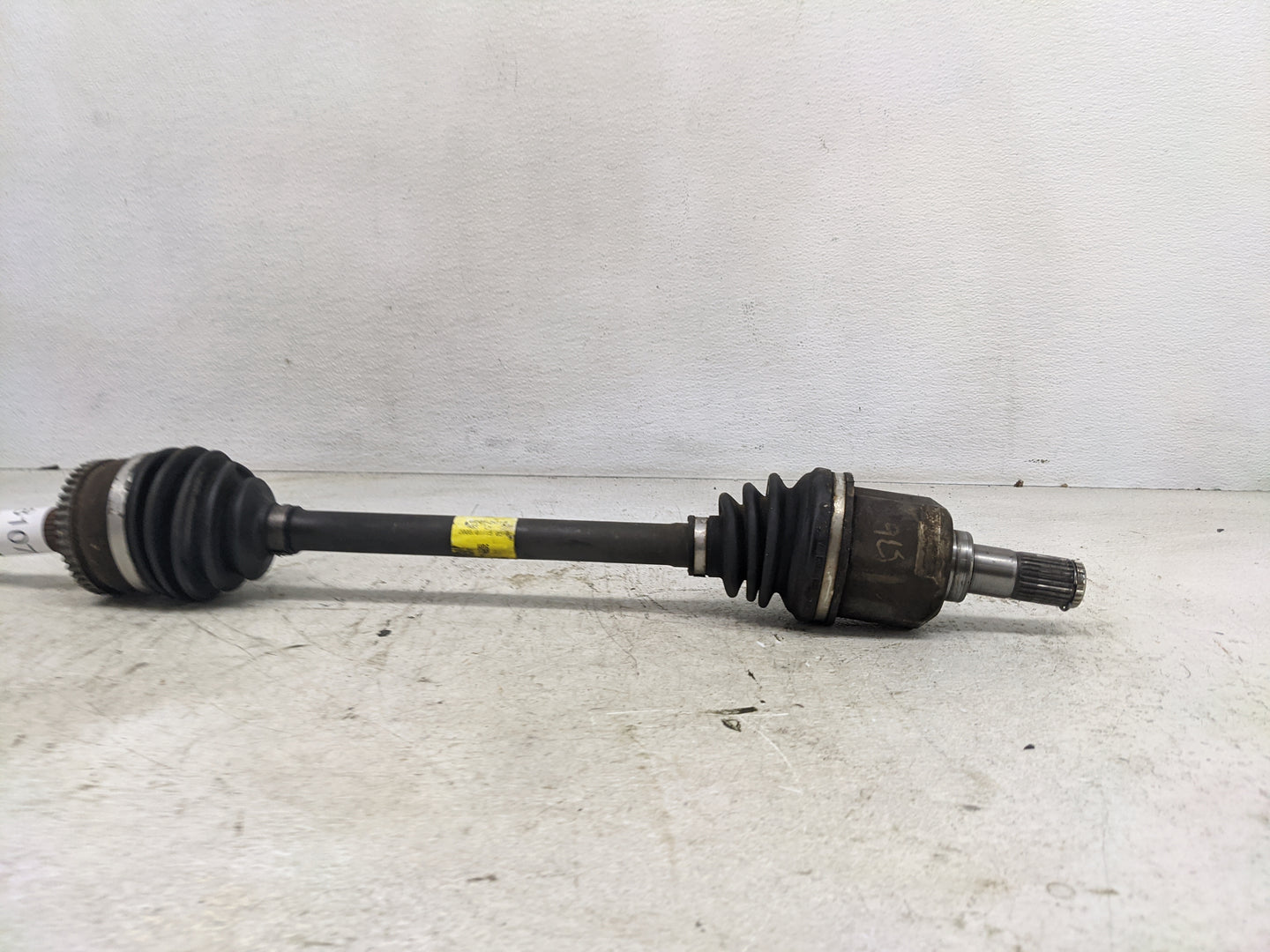 2007-2010 Hyundai Elantra Axle Shaft Front Driver Cv C/v - Oemusedautoparts1.com