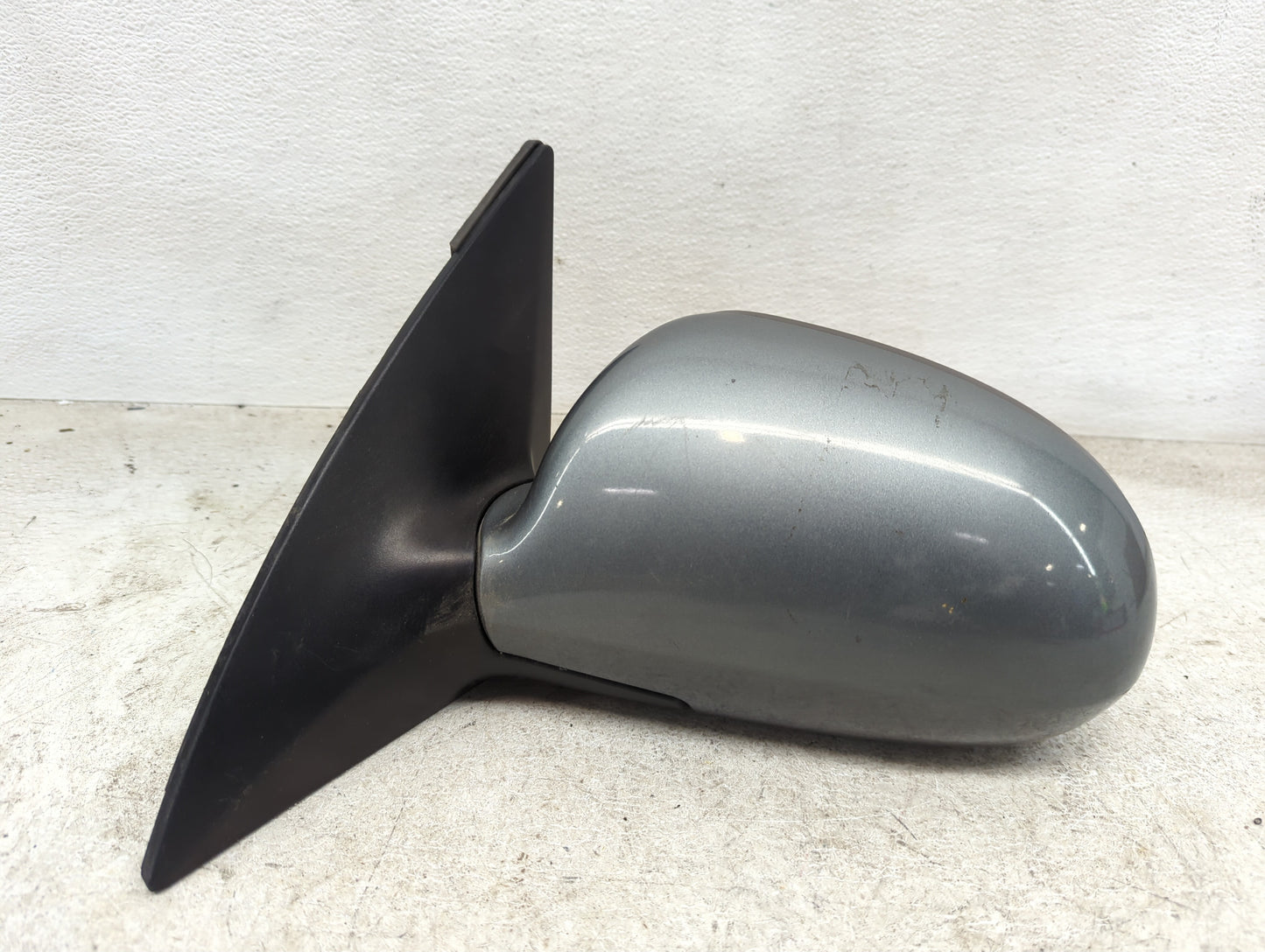 2009-2012 Hyundai Elantra Driver Side View Mirror - Left Door Mirror OEM Used - Oemusedautoparts1.com