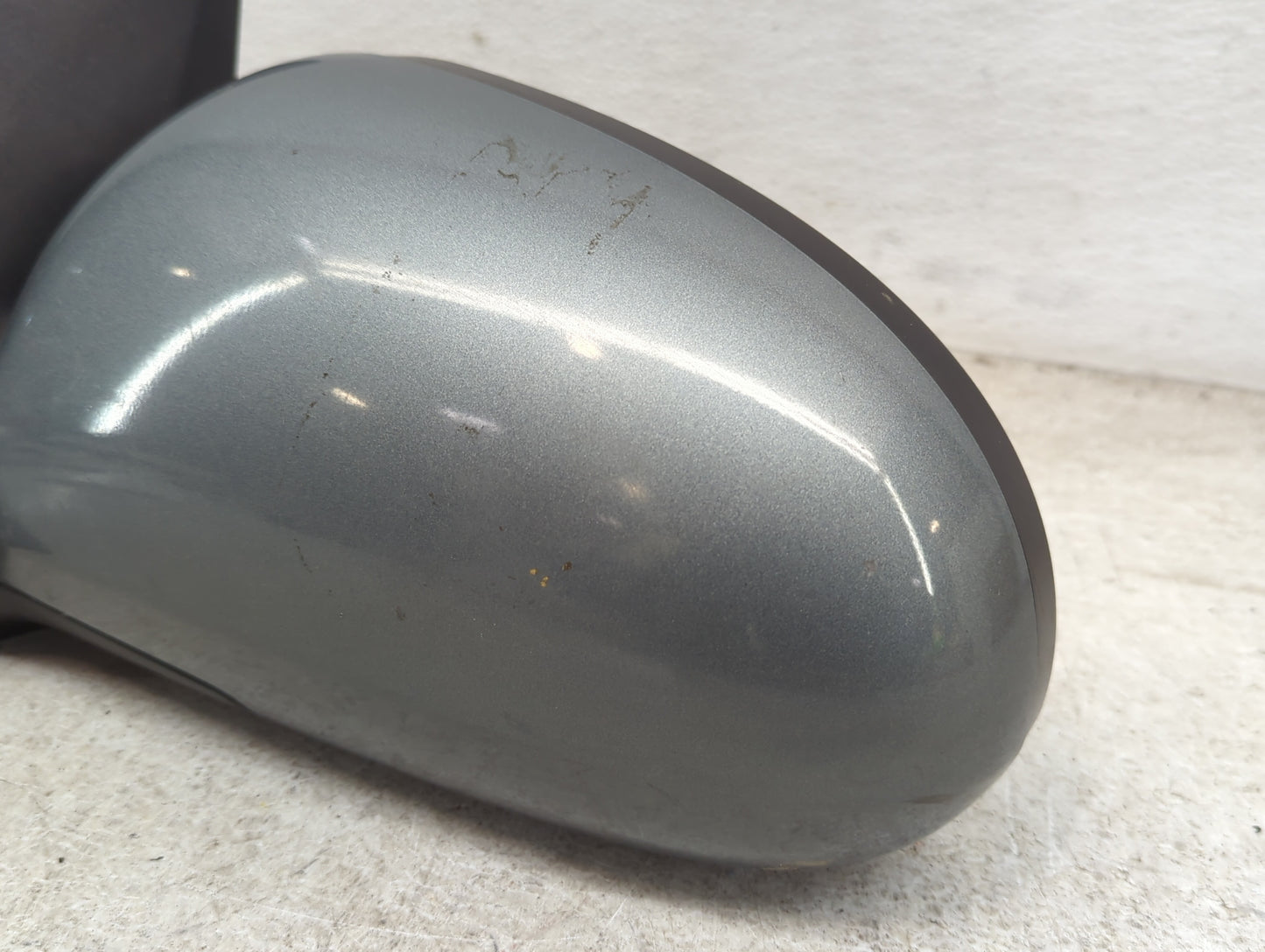 2009-2012 Hyundai Elantra Driver Side View Mirror - Left Door Mirror OEM Used - Oemusedautoparts1.com